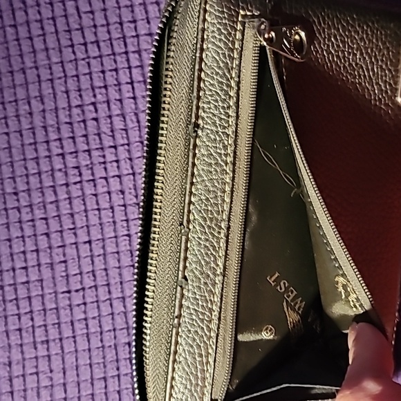 Wallet - Picture 3 of 4